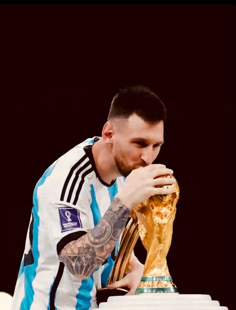 Messi Kissing World Cup Trophy, Messi Kissing Trophy, Messi Kissing World Cup, World Cup 2022, Leo Messi, Lionel Messi, The Guardian, World Cup, All About Time