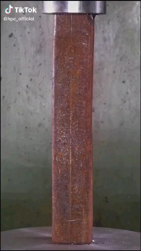 Unsatisfying Pictures, Funny Illusions, Satisfying Stuff, Satisfying Pictures, Satisfying Things, Success Video, Cool Optical Illusions, Hydraulic Press, Most Satisfying Video