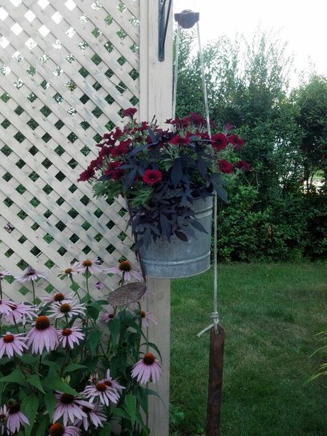 Another fun use for re-purposing old window weights. Native American Bedroom, Repurposed Window, Creative Backyard, Flower Pot People, Old Window Frame, Window Crafts, Antique Windows, Upcycle Decor, Vintage Windows