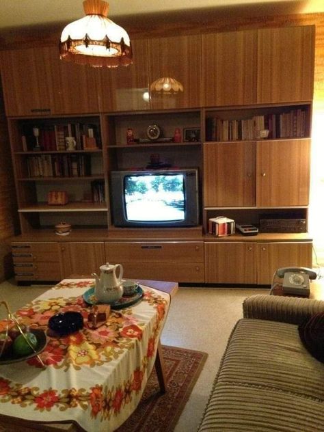 1970s Home, Retro Interior Design, Bloc Party, Berlin Berlin, East Berlin, Large Numbers, Retro Interior, East Germany, Apartment Garden