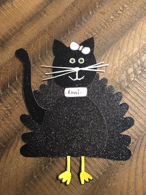 Turkey Disguise 🦃  #blackcat Disguise A Turkey Cat, Disguise A Turkey Project Ideas, Gingerbread Man Ideas, Cat Gingerbread, Disguise A Turkey Project, Turkey In Disguise, Disguise A Turkey, Turkey Disguise Project, Turkey Project