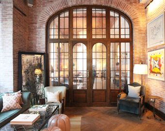 SOHO HOUSE BARCELONA Hotel Interior Bedroom, Soho House Barcelona, Lobby Interior, Hotel Interior Design, Soho House, Hotel Interior, Beautiful Lamp, Board Design, Market Design