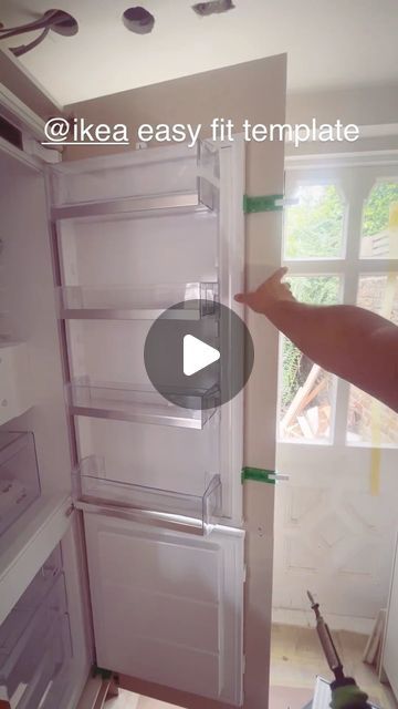 Nordic Artisan Wood  Craft on Instagram: "@ikea has really made this this green template to fit the fridge/freezer doors easy and fast 🤙 🪛 #kitchendoors #kitchenfitter #fypシ❤️💞❤️ #kitchentemplate #kitchenfitting #tools #work #gmbh #bygga @nordicartisan" Ikea Kitchen Built In Fridge, Ikea Fridge, Kitchens 2024, Green Template, Larder Fridge, Ikea Built In, Kitchen Built In, Hack Ikea, Integrated Fridge Freezer