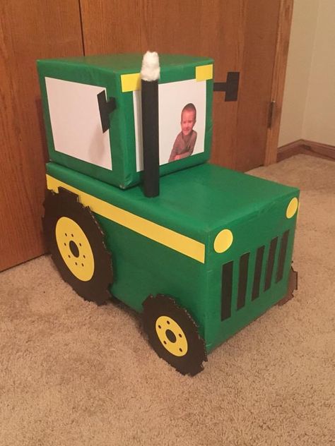 Tractor Valentine Box Ideas, Cardboard Tractor, Cow Birthday Parties, Cowboy Theme Party, Transportation Crafts, Farm Theme Birthday, Farm Animal Party, Farm Animals Birthday Party, Farm Themed Birthday Party