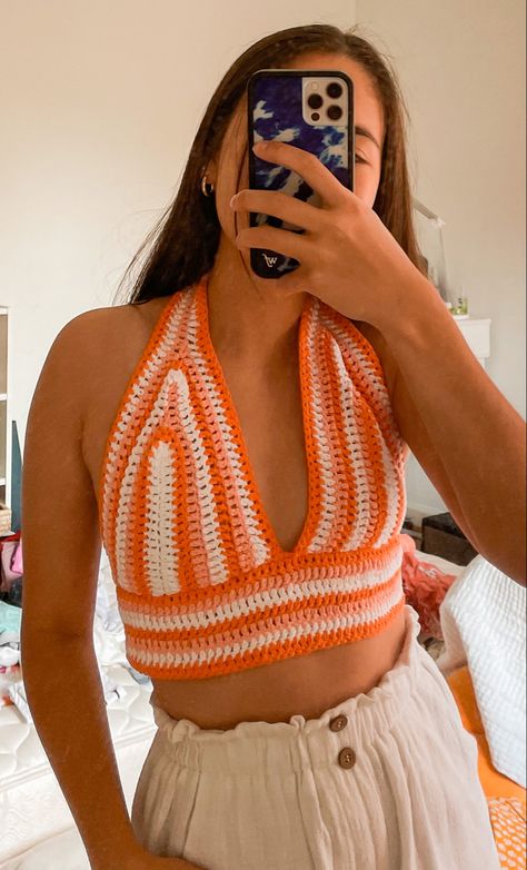 Crochet A Crop Top, Quick Easy Crochet, Knit Top Patterns, Crochet Top Outfit, Crochet Crop Top Pattern, Mode Crochet, Crochet Business, Crochet Summer Tops, Crochet Girls