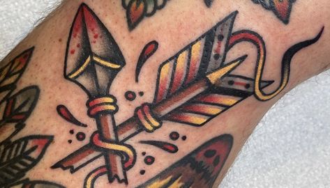 Traditional Tattoo Arrow, Traditional Tattoo Gap Fillers, Crossed Arrow Tattoos, Infinity Arrow Tattoo, Mens Arrow Tattoo, Filler Tattoo Designs, Traditional Tattoo Filler, Arrow Tattoo Finger, Gap Filler Tattoo