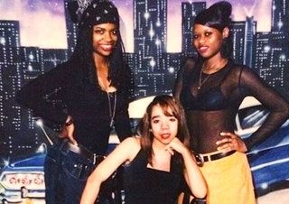 Real Housewives of Atlanta Kandi Burruss Throwback Photo Xscape | The Daily Dish Kandi Burruss, Housewives Of Atlanta, Hip Hop And R&b, 90s Outfit, Black Hollywood, Women In Music, Female Rappers, Hip Hop Culture, Best Friend Goals