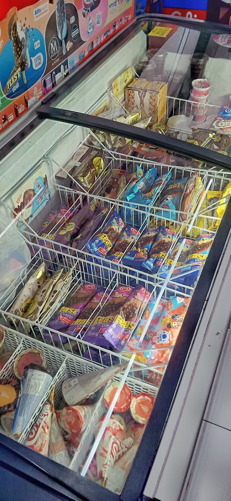 Pap beli ice cream, makan es krim, makan ice creamn, snap ice cream, beranda, fyp, for you page, ice cream strawberry, ice cream aesthetic, ice cream mixue, pap es krim Ice Cream Pap, Es Cream Aesthetic, Ice Cream Indomaret, Mixue Pap, Strawberry Ice Cream Aesthetic, Ice Krim, Ice Cream Mixue, Amul Ice Cream, Aesthetic Ice Cream