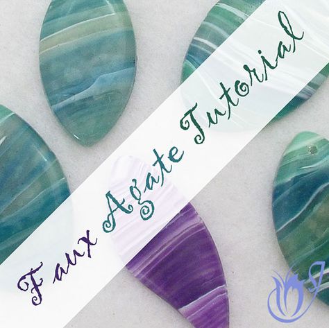 Polymer clay faux agate pendants Polymer Clay Tutorials, Polymer Clay Cane Tutorial, Polymer Clay Jewelry Tutorials, Polymer Clay Ornaments, Polymer Clay Christmas, Polymer Clay Canes, Polymer Clay Diy, Polymer Clay Jewelry Diy, Polymer Crafts