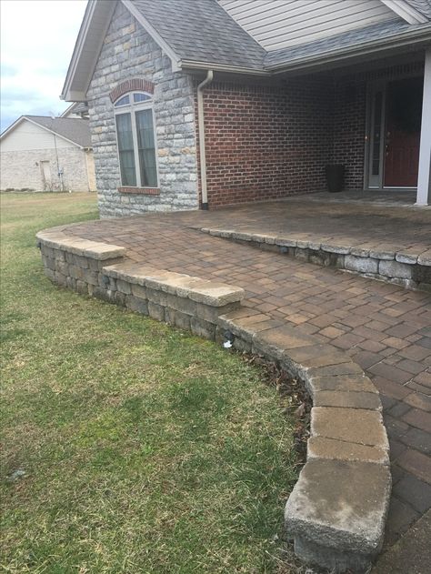 Paver Ramp Porch Ramp To Front Door, Composite Decking Front Porch, Porch With Ramp, Brick Door, Wheelchair Ramp Design, Outdoor Ramp, Accessible House, Ramp Design, Design Backyard