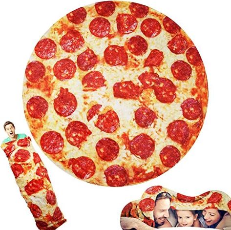 ROLL UP TO BE A “PIZZA”- Are you a lover of Pizza ?Our multi-functional blankets can make you become A Giant Human Pizza,Simply lay down inside the blanket and roll yourself up or with friends , becoming the pizza that you’ve always wanted to be.NOTE: One side has prints, the other side is no prints 🌞 Round & LARGE - 71” diameter of our fleece throw food blanket size is large enough Large enough for adults or both young kids to snuggle in, perfect for you to snuggle with while watching TV Pizza Blanket, Best Burrito, Giant Pizza, Pizza Wraps, New Pizza, Funny Gifts For Women, Cool Gifts For Teens, Blanket For Bed, Graduation Gifts For Him