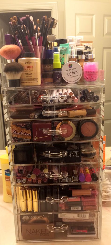 Acrylic makeup storage. Bigger than the clear cube and beauty box! Collection Organization, Concealer Tips, Alat Makeup, Fixing Spray, Makeup Drawer, Ben Nye, Makeup Guide, Makeup Room, Diy Beauty Hacks