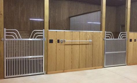 Armour Horse Stalls | Enhancing Equine Safety and Happiness with Horse Stall Gates - Armour Horse Stalls Horse Stall Fronts, Horse Stalls Doors, Horse Farm Ideas, Stall Fronts, Diy Horse Barn, Horse Barn Ideas Stables, Barn Stalls, Stall Door, Horse Shelter