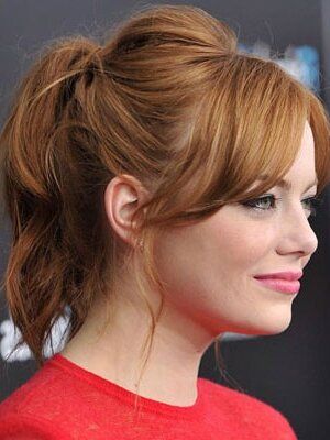 Retro Ponytail, Emma Stone Hair, Emily Stone, How To Cut Bangs, Penteado Cabelo Curto, Emma Stone, Grunge Hair, Hair Dos, Ponytail Hairstyles