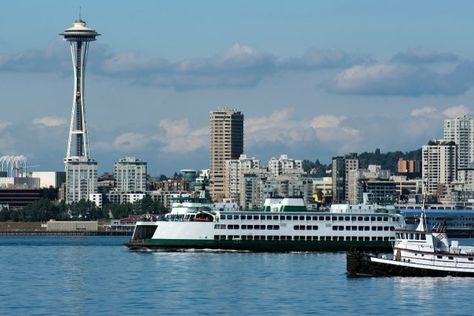 Seattle landscape+ferry Ferry Boat Aesthetic, Hang The Moon, Bucket List Places To Travel, Tv Series Aesthetic, Seattle Ferry, Boat Aesthetic, Greys Anatomy Derek, Grey's Anatomy Doctors, Washington State Travel