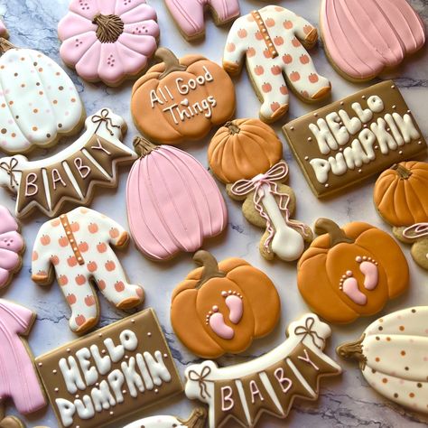 🎀🌸 Welcoming a little pumpkin! This sweet “Hello Pumpkin” cookie set is perfect for a girl’s baby shower, featuring soft pinks and adorable pumpkin designs to celebrate the mom-to-be and her little one. Each cookie is crafted to add a touch of charm and warmth to this special day. Congratulations to the growing family—your little pumpkin is already so loved! 🎃💕 Thank you, Gina, for letting us be part of this special celebration! #allgoodthingscookies #HelloPumpkin #BabyShowerCookies #PinkPum... Fall Themed Baby Shower Ideas For Girl, A Little Pumpkin Is On The Way, Fall Themed Baby Shower Ideas, Pumpkin Baby Shower Theme, Themed Baby Shower Ideas, Gs Cookies, Pumpkin Cookie, Pumpkin Designs, Hello Pumpkin