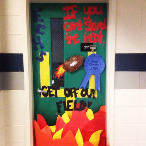 Homecoming door decoration contest 2014! I was the Grand Champion winner! Football Door Decorating Contest, Homecoming Door Ideas Football, Homecoming Door Decorations High School, Homecoming Door Ideas, Homecoming Door Decorations, Homecoming Decorations Hallway, Door Decoration Contest, Middle School Football, Pirate Door