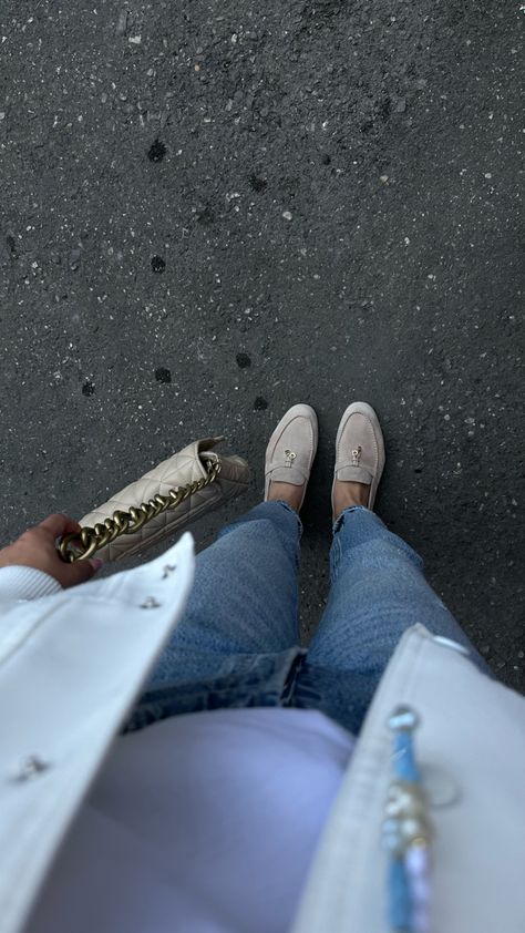 #loropiana #ssrpicss #aesthetic #ootd #fashion #fashionista #outfitstyle #lookoftheday Lora Piana Shoes Outfit, Lora Piana Shoes, Loro Piana Shoes Outfit, Lora Piana, Loafers Outfit, Aesthetic Ootd, Instagram Tutorial, Vie Motivation, Hijabi Outfits Casual