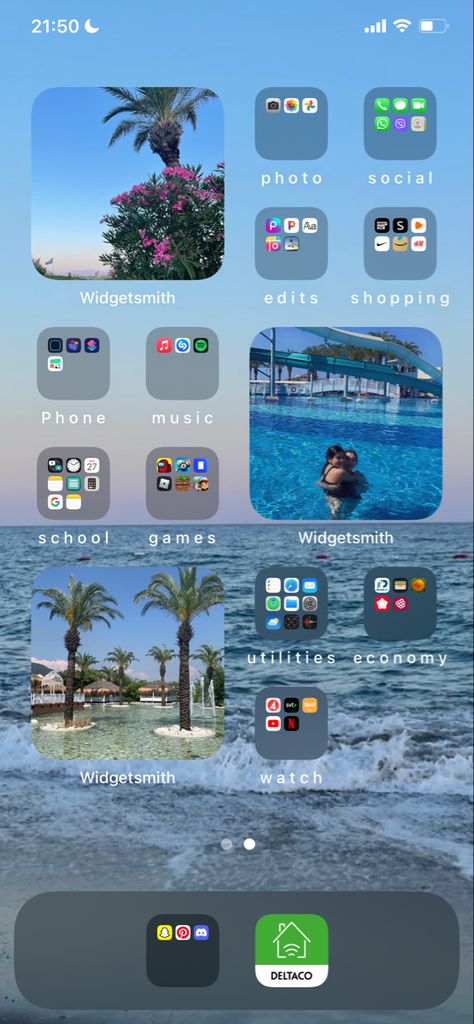 Iphone Background Layout Ideas, Cool Iphone Home Screen Layout, Lock Screen Inspo Aesthetic, App Layout Iphone Homescreen Aesthetic, Organiser Son Telephone, Application Iphone Rangement, Phone Screen Inspiration, Phone Organization Ideas Iphone, Rangement Iphone Application