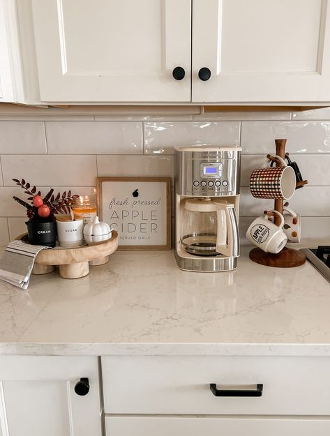 fall coffee bar Fall Coffee Bar, Kitchen Countertop Ideas, Coffee Bar Cart, Coffee Machine Kitchen, Coffee Cabinet, Sarah Joy, Coffee Area, Countertop Ideas, Pink Fall