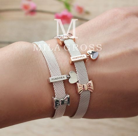 Pandora Reflexions Bracelet Pandora Reflexions Bracelet Ideas, Pandora Reflexions Bracelet, Pandora Bracelet Charms Ideas, Pandora Inspiration, Outfits Street Styles, Pandora Jewelry Charms, Pandora Collection, Sparkle Bracelet, Jewelry Drawing