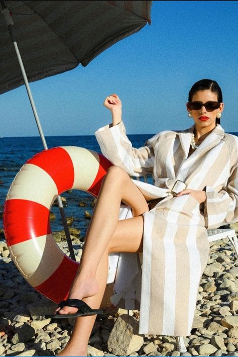 Rowen Rose, Rose Sunglasses, Fashion Films, Trending Sunglasses, Linda Farrow, Capsule Collection, Womens Fashion Trends, Italian Design, Instagram Followers