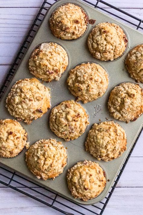 Maple Pecan Oat Muffins with Streusel Topping | 31Daily.com Maple Muffins Healthy, Maple Oat Muffins, Maple Oatmeal Muffins, Maple Pecan Muffins, Apple Oat Muffins, Maple Muffins, Muffins With Streusel Topping, Maple Oatmeal, Almond Flour Muffins