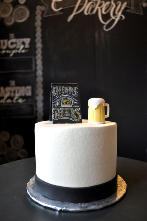 Cheers and Beers! Party Cake Sugar Bee Sweets Bakery www.sugarbeesweets.com Beer Theme Cake, Cheers And Beers Cake, Cheers And Beers Party, 40th Birthday Party Men, Craft Beer Party, 21st Birthday Boy, Beer Party Theme, 35 Birthday, Beer Birthday Party