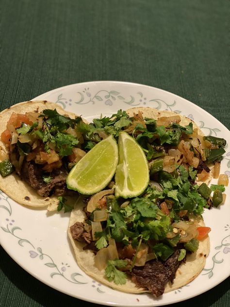 [Homemade] Steak tacos #food #foods Dinner For Husband, Asada Tacos, Carne Asada Tacos, Steak Tacos, Mexican Dinner, Cream Photos, Vegetarian Keto, Dessert Pictures, Dinner Wedding