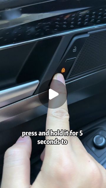 Car Tricks And Tips, Secret Compartment In Car, Things For Your Car, Car Detailing Tricks, Car Tips And Tricks, Car Travel Hacks, Car Safety Tips, Diy Car Cleaning, Smart Car Accessories