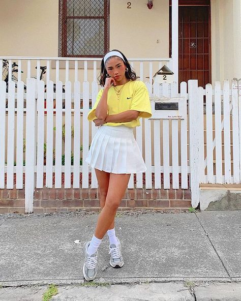 chloë (@chloeeejames) • Instagram photos and videos Tennis Skirt Outfit Tshirt, White Tennis Skirt Outfit, Tennis Skirt Outfit, White Tennis Skirt, Tennis Skirts, 90s Fashion Outfits, Spring Fits, Skirt Outfit, Tennis Skirt