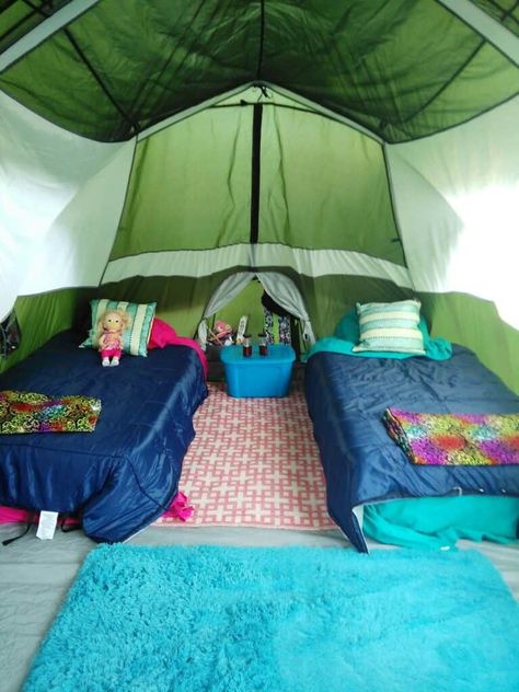 Camping Set Ups, Tent Camp Set Up Ideas, Tents Camping Glamping, Cozy Camping, Tent Camping Hacks, Camping 101, Camping Inspiration, Camping Hacks Diy, Camping Set Up