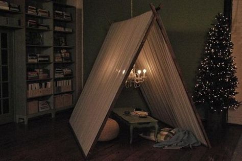 Indoor Forts, Indoor Tents, Diy Tent, Cool Kids Rooms, Kids Bedroom Designs, Kids Tents, Attic Renovation, Attic Remodel, Attic Rooms