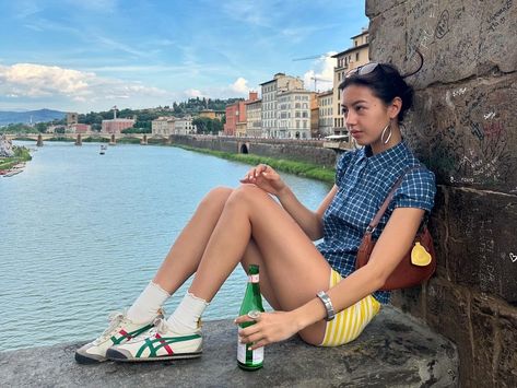 hannahmcdevitt_ in the ulsan top <3 Horizontal Pictures, Europe Summer Outfits, 사진 촬영 포즈, Italy Summer, Ulsan, Live Now, Dope Fashion, Hottest Fashion Trends, Vintage Glamour