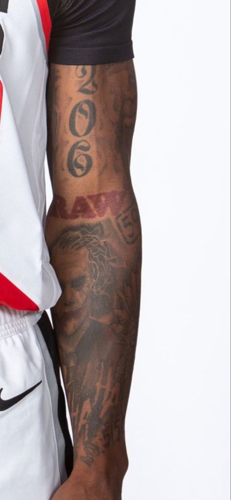 Football Player Tattoo, Football Tattoo Ideas, Nba Players Tattoos, Football Tattoo, Half Sleeve Tattoos Drawings, Half Sleeve Tattoos For Guys, Arm Tattoos For Guys, Half Sleeve Tattoo, Tattoo Drawings