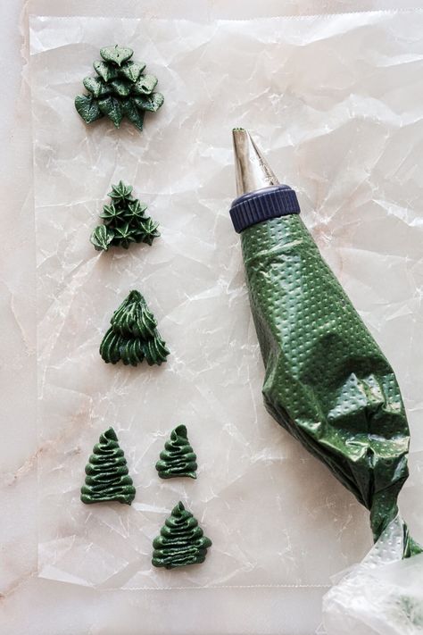 Gold and Green Christmas Trees Cake - Curly Girl Kitchen How To Pipe Christmas Trees Frosting, Piping Christmas Trees, Buttercream Trees, Green Christmas Cake, Gold And Green Christmas, Green Christmas Trees, Frosted Christmas Tree, How To Make Christmas Tree, Decorating Cakes