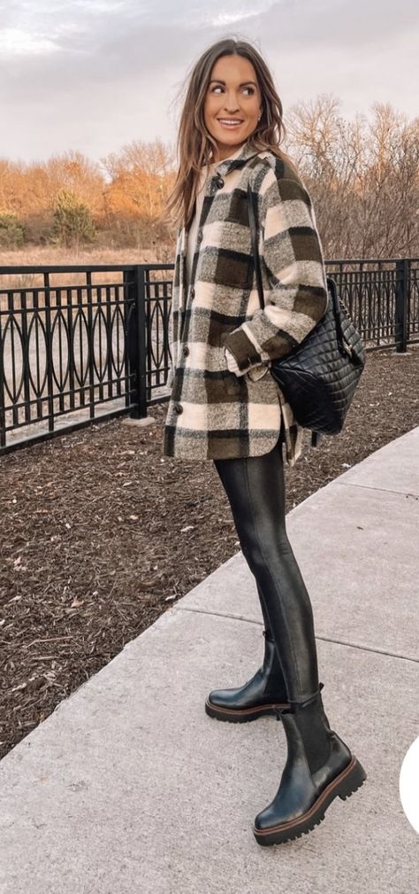 Chealse Boot Outfit Women Skirt, Chealse Boot Outfit, Combat Boots Dress Outfit, Chelsea Boots And Dress Outfit, Chealse Boot Outfit Women, Chealse Boot, Boots Dress Outfit, Dress With Chelsea Boots, Combat Boots Dress