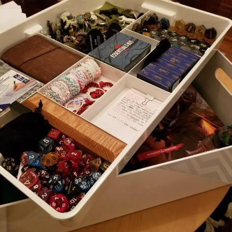 Dnd Storage Ideas, Dnd Organization, D&d Table, Dnd Essentials, Dnd Setup, Game Living Room, Dnd Decor, Dnd Cosplay, Dm Inspiration