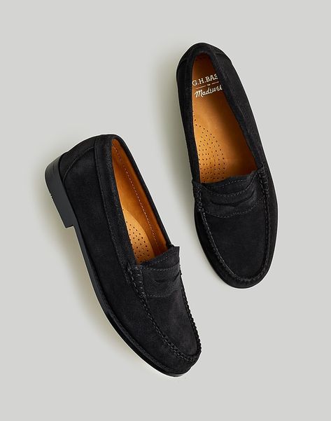 Weejuns Loafers, French Style Clothing, Black Suede Loafers, Suede Oxfords, Madewell Shoes, Casual Flat Shoes, Black Ballet Flats, Penny Loafer, Heeled Loafers