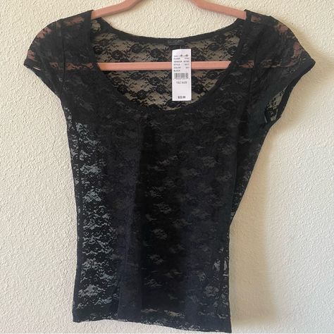 Brandy Melville Lottie Lace Top - Nwt, Black Lace Top For Layering. Size: One Size (Best Fits A Xs Or S) Lacy Shirt, Comfort Space, Black Crop Sweatshirt, Brandy Melville Shirts, Tops Brandy Melville, Acid Bath, Black Lace Shirt, Xmas Outfits, Black Lace Top