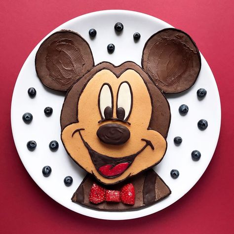 Spiderman Pancakes, Mickey Mouse Pancakes, Pancake Art, Kid Snacks, Kids Snacks, Fun Food, Look At Me, Cute Food, Food Ideas