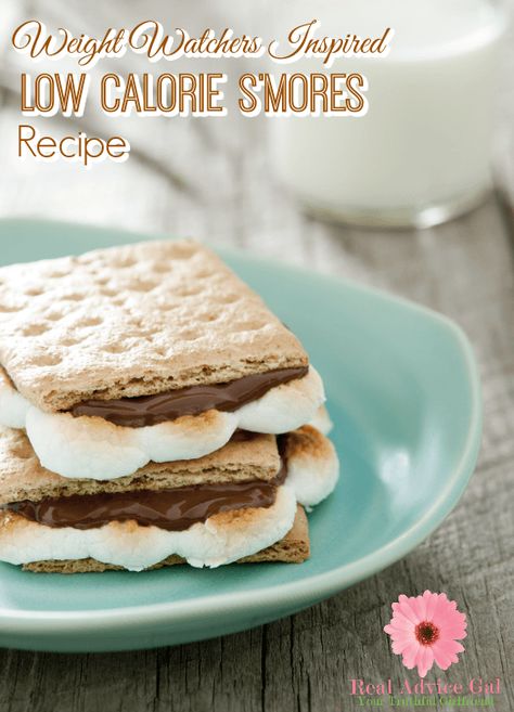 Enjoy dessert without guilt with this Weight Watchers Inspired Low Calorie S'mores recipe Healthy Smores, Nutella Snacks, Nutella Recipes Easy, Smore Recipes, Decadent Food, Weight Watchers Recipes Desserts, Ww Desserts, Nutella Recipes, S'mores