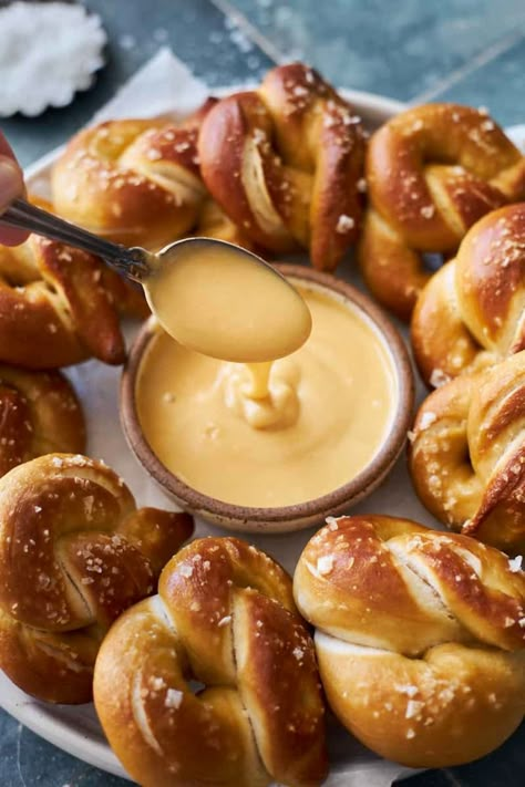 Honey Mustard Dipping Sauce - This Jess Cooks Sauce For Pretzels, Pretzel Dipping Sauce, Mustard Pretzels, Honey Mustard Pretzels, Sourdough Discard Recipe, Honey Mustard Dip, Homemade Pretzel, Pretzel Recipes, Honey Mustard Recipes