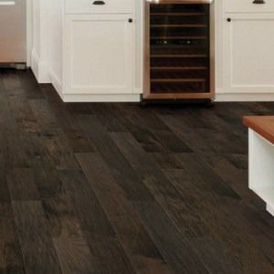 11 Exquisite Dark Hardwood Floors to Transform Your Home Dark Brown Hardwood Floors Kitchen, Kitchen Dark Wood Floors, Dark Floor Kitchen, Dark Wood Floor Kitchen, Dark Brown Hardwood Floors, Black Hardwood Floors, Dark Hardwood Flooring, Dark Brown Wood Floors, Dark Kitchen Floors