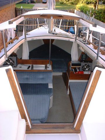 1991 Catalina 22 Wing Keel sailboat for sale Catalina 22 Sailboat Interior, Catalina 22 Sailboat, Catalina 22, Sailboat Life, Trailer Sailer, Longview Texas, Boat Interior Design, Boat Galley, Sailboat Interior