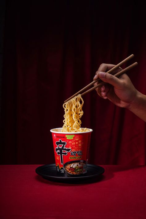 Thanks for coming on my pin. This is one of my product photo projects, to see some other photos please click the link above. Noodle Food, Thanks For Coming, Photo Projects, Fashion Advertising, Photography Fashion, Photography Portfolio, Product Photography, Click The Link, Food Photography