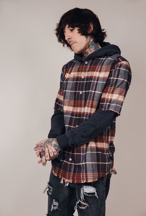 Oliver Sykes Bring me the horizon Oli Sykes Aesthetic, Oliver Sykes Aesthetic, Ollie Sykes, Oliver Skyes, Alissa Salls, Shadow Moses, Drop Dead Clothing, Tattoo Music, Oli Sykes