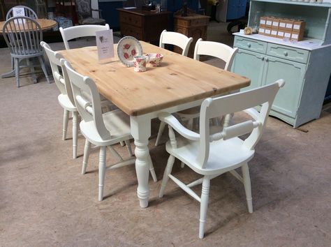 Oak table and bar back chairs Shabby Chic Dining Table, Pine Chairs, Mismatched Dining Chairs, Shabby Chic Dining, Pine Kitchen, Pine Table, Farmhouse Dining Table, Oak Table, Table Chair