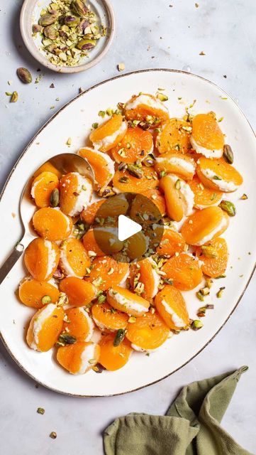 Suzy Mediterranean, Apricot Dessert, Turkish Dessert, Easiest Dessert, Apricot Recipes, Turkish Desserts, Turkish Style, Feed A Crowd, Mediterranean Food