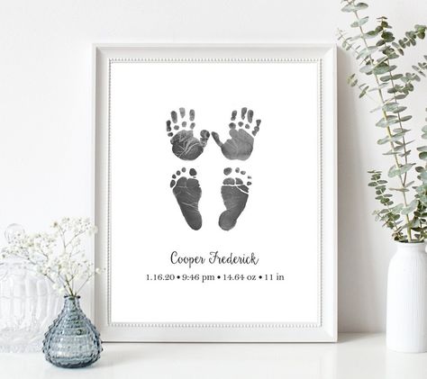 Crafted with Love: Baby Footprint Art Creations Baby Foot And Hand Print Ideas, Baby Hand And Foot Prints Crafts, Hand And Foot Print Art, Baby Footprints Christmas, Baby Hand And Foot Prints, Outfit Pregnant, Baby Handprint Art, Baby Handprint Crafts, Baby Fathers Day Gift